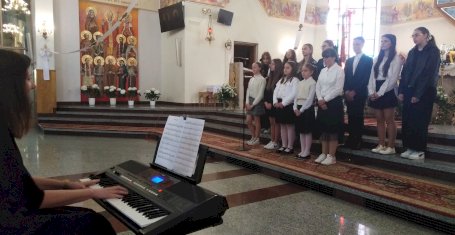PRZEGLĄD PIOSENKI RELIGIJNEJ