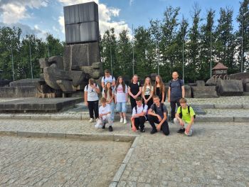 WYCIECZKA DO MUZEUM AUSCHWITZ-BIRKENAU